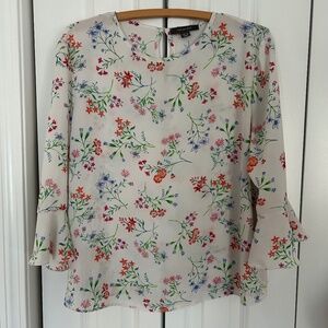 Pretty Primark • Floral Camp Shirt, Size 18 3/4 ruffle sleeve work day out
